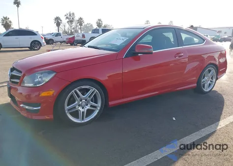 2013 Mercedes-Benz C 250 from USA, damaged, VIN WDDGJ4HB2DG155158